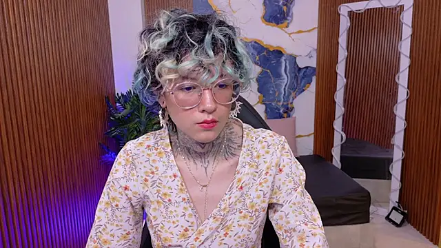 Lyra_tay webcam