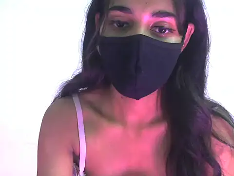 Shanaya_xo webcam