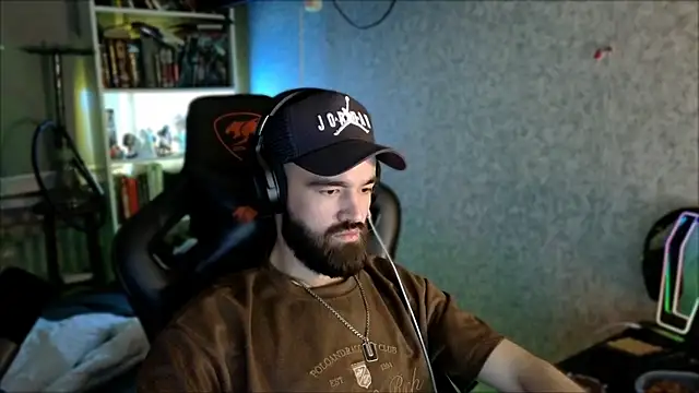_Serious_Man webcam