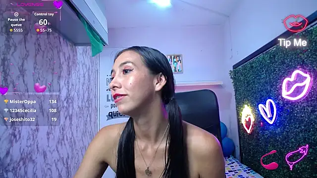 sandra_petite19 live sex cam