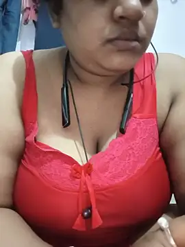 deborbhavi222 (Ask my age) - Boobs show