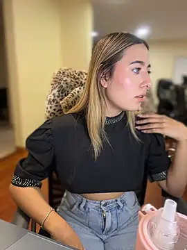 kloe__t18 (F teen) - fuck machine en oficina control 5
