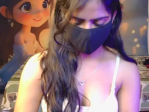 ruchi-19 (F young) - Ass Oli massage  👀👀
