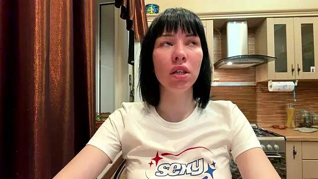 DomenicaLowe live sex cam
