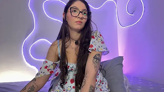 DianaSato webcam