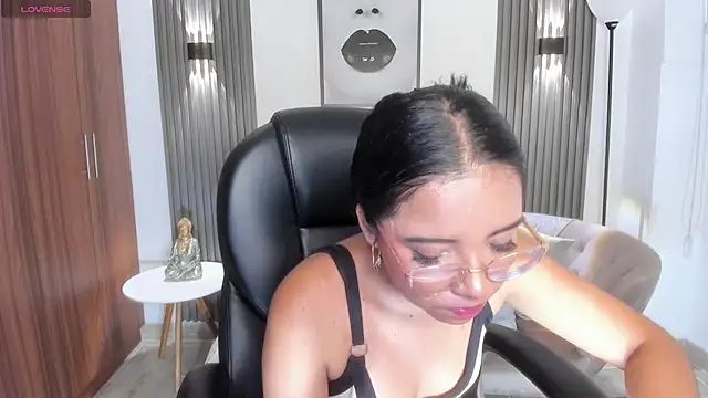 alana_martiins webcam