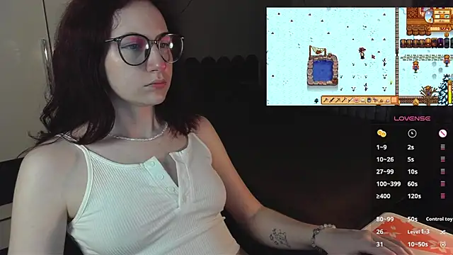 PricklyPeach webcam