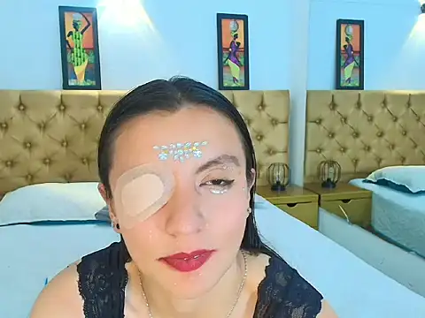Afroditta_Rosse live cam on StripChat