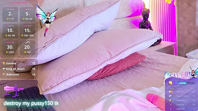 LalaVareela webcam