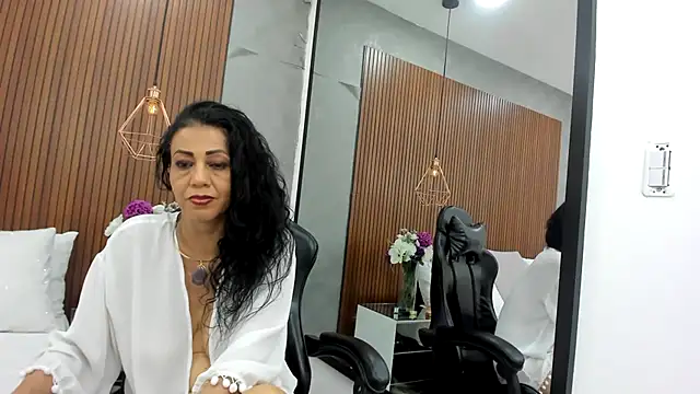Velvet_Luxx webcam