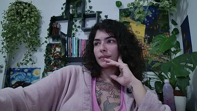 TaliMajesty live cam on StripChat