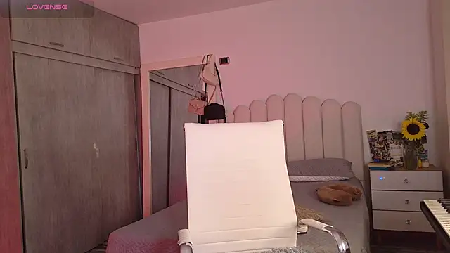 brown_skin11 - Brown_skin11's free webcam - UK Sex Cams