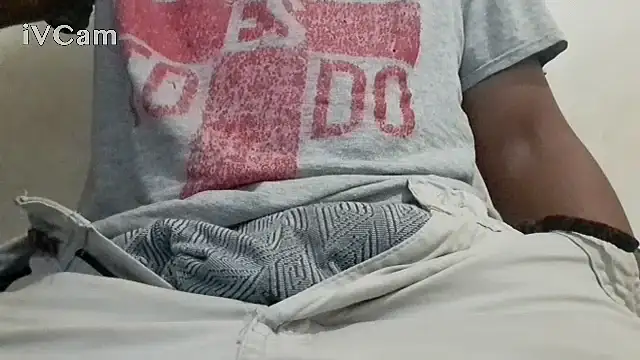 royblackbigpvt webcam
