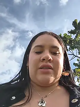 Kendra-daring webcam