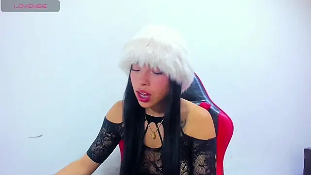 tamara_bloom20xx webcam