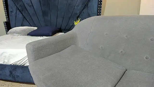 Alexx_val webcam