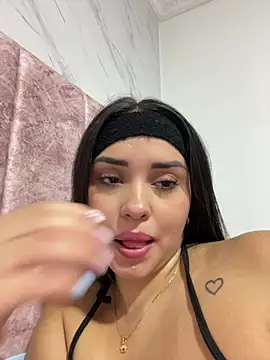 kimmymadison- - Kimmymadison-'s free webcam - UK Sex Cams