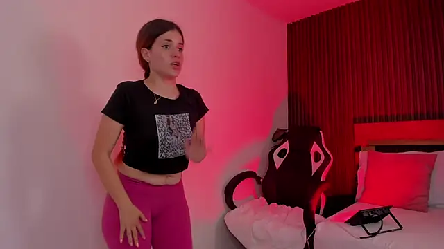 alliss_ginger_ - Alliss_ginger_'s free webcam - UK Sex Cams