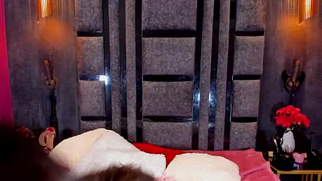 CarolinaSaez live cam on StripChat