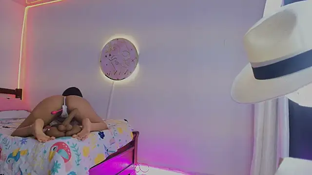 Nanami_19 webcam
