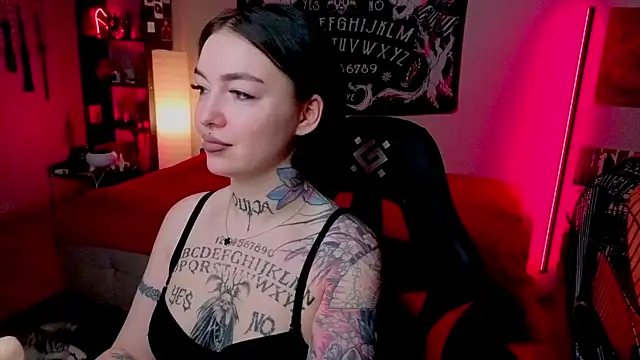 Magic_Allie webcam