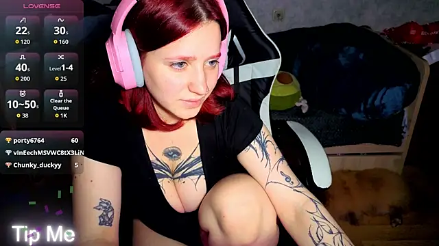 Mini_Lady1 webcam