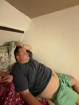 CurvyPaar2 webcam