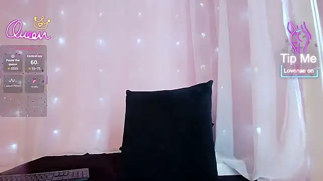 SunnyGilmoree webcam