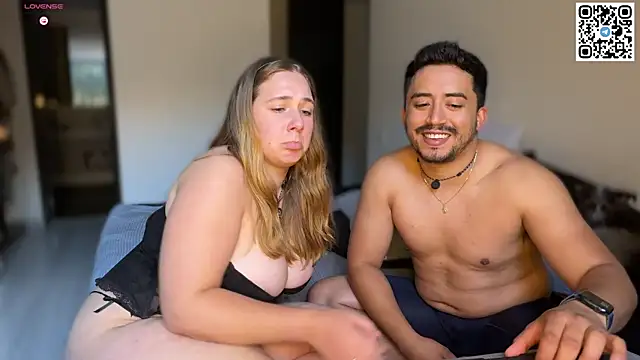 Sofii_n_Diego webcam
