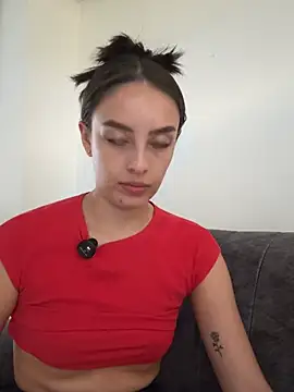 Laureen___ webcam