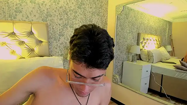 DannTaylor webcam