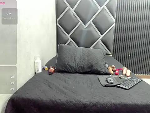 Marymarr-23 live cam on StripChat