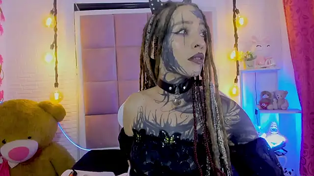 Lucy_Doll8 webcam