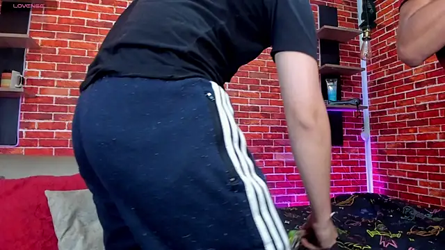 Hoot_boyss_ webcam