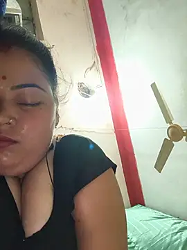 Pallavi_bhabi live cam on StripChat