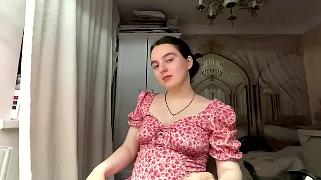 SweetAndUnique webcam
