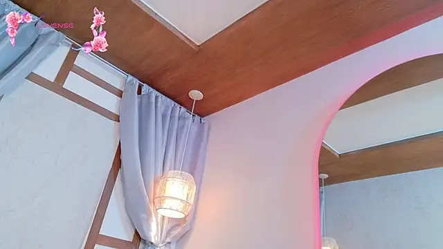 RenataLeclair live cam on StripChat