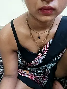 Aa-y-e-sha-Ju-l-ka live cam on StripChat