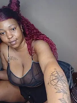 ZuriVixen live cam on StripChat