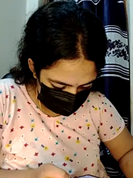 nosrat014 live cam on StripChat