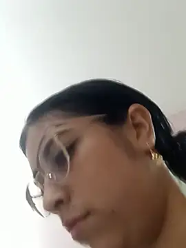 Adri_gomez_x live cam on StripChat
