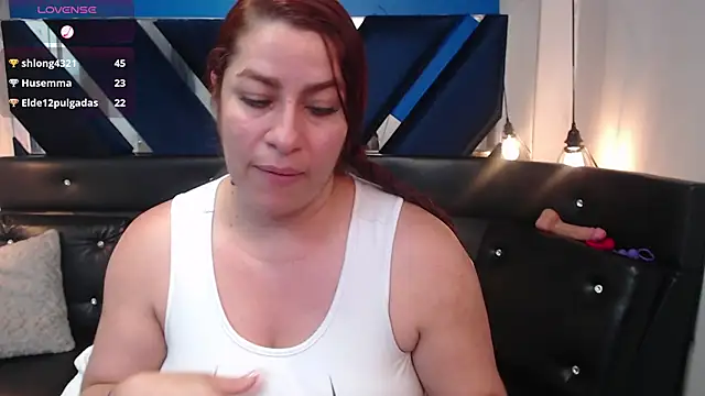 Alison-mar live cam on StripChat