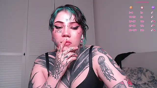 tradishka xxx live show