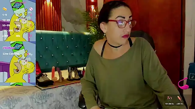 sabrina_dupont live cam on StripChat