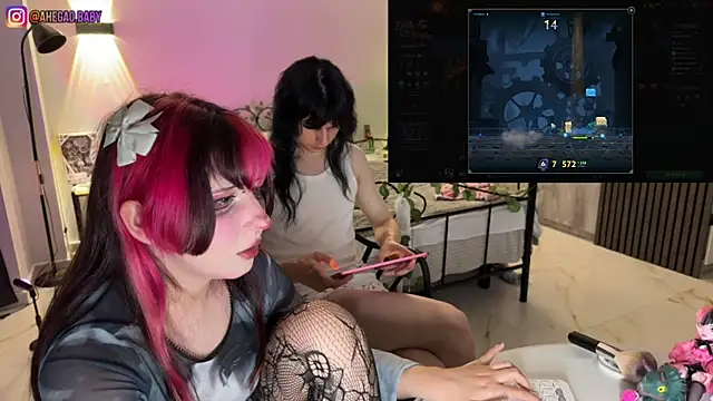 h3ntai_baby webcam