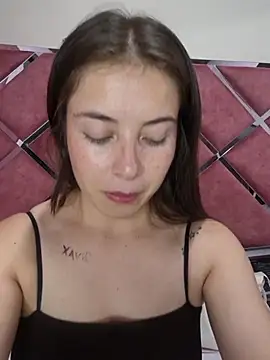 Emmasweet_Val webcam