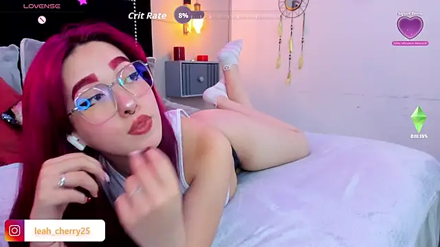 Leah_cherry webcam