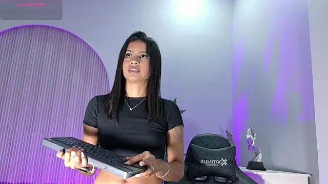 katia_foxxx_ - Katia_foxxx_'s free webcam - UK Sex Cams