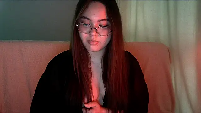 Mireviass live cam on StripChat