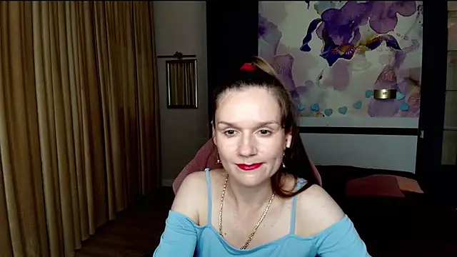 AriaGray webcam
